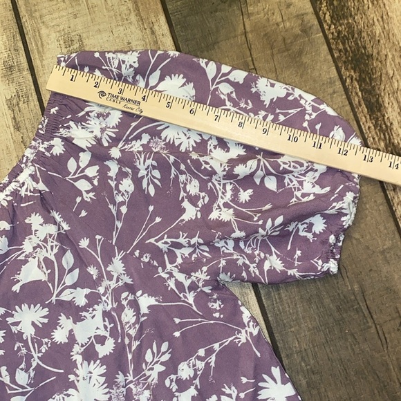 🆕 Listicle Lavender Floral Blouse - Picture 5 of 10